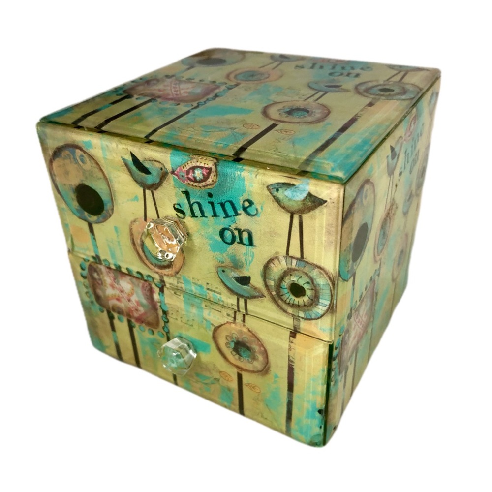 Daydreams Jewelry Box